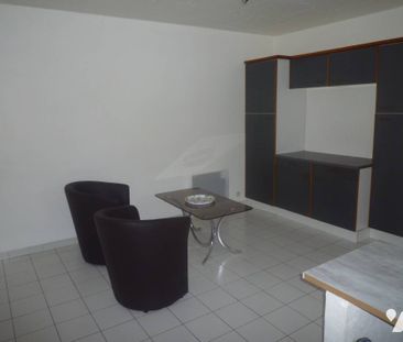 Loue Appartement à Montbert BOURG T1 MEUBLE - Photo 1