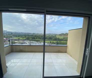 Location Appartement 2 pièces 44m² ONET LE CHATEAU 12850 - Photo 5