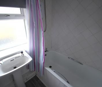 Ashwood Avenue, Ramsbottom, BL0 - Photo 1