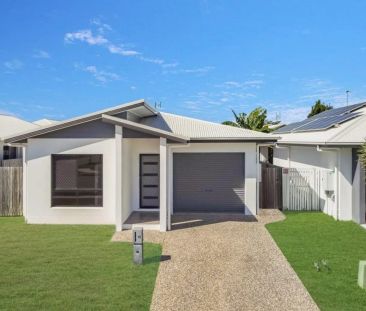 Modern, Low-Maintenance Home with Double Side Gate Access - Photo 5