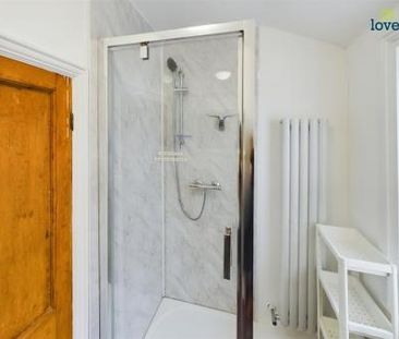 4 bedroom Terraced House To Let - Photo 4
