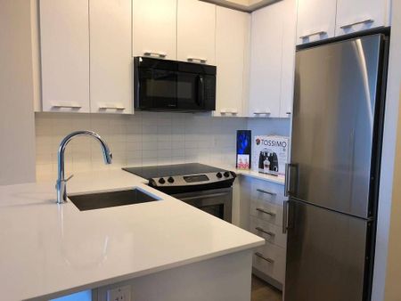 For Lease - 9471 Yonge Street Unit# 1209, Richmond Hill, Ontario - Photo 3