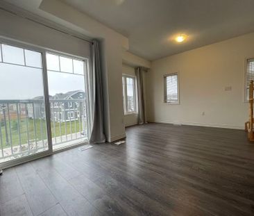 For Lease - 53 Shelburne Avenue, Wasaga Beach, Ontario - Photo 2