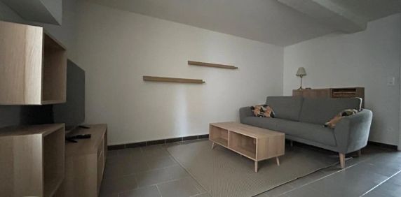 Appartement à louer 2 pièces 55.52m² - Photo 2