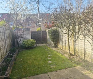 2 bedroom house to rent Britannia Gardens, Hedge End, Southampton, ... - Photo 5