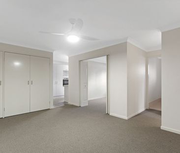 Generously Sized Hastings Home - Photo 6