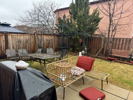 For Lease - 67 Castlehill Road, Brampton, Ontario - Photo 2