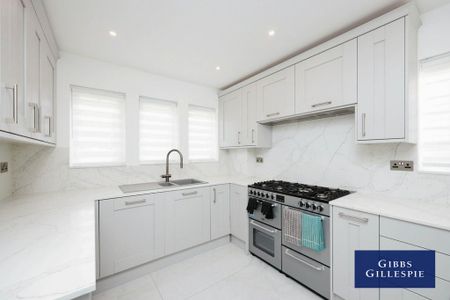3 bedroom detached house to rent - Photo 2