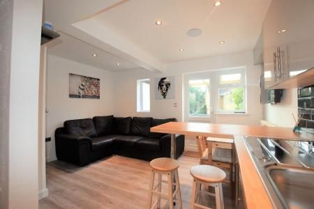 13 Montfort Close (UKC) - Photo 2