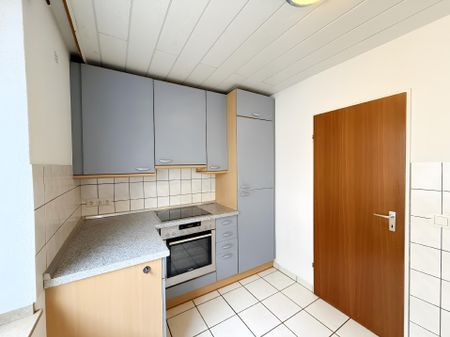 HELLE 2-ZIMMERWOHNUNG ZU MIETEN! - Photo 4