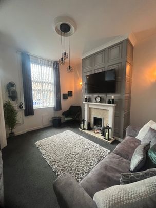 Bright Street - Photo 1