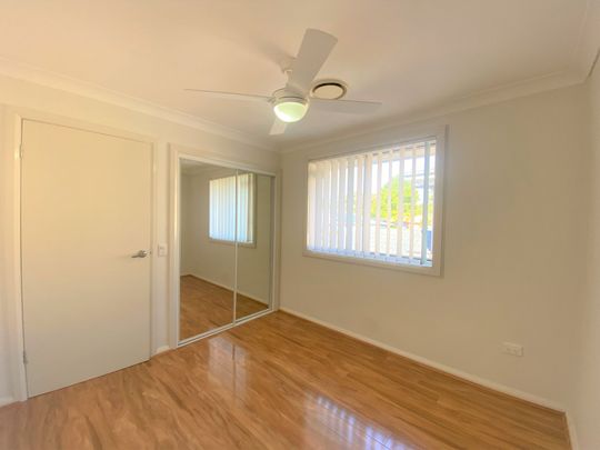 3 Bedrooms Duplex with Extra Study Room and Ducted Air Conditioning - Photo 1