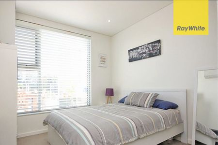 Sun-Drenched East Facing Penthouse - Photo 4