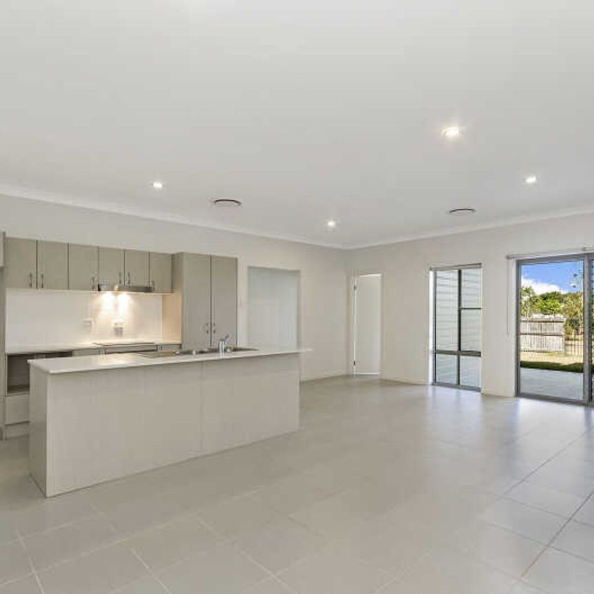 1/2 Pongamia Parade, 4818, Mount Low Qld - Photo 1