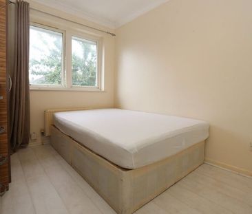 Room in a Shared House, Salmen Road, E13 - Photo 2