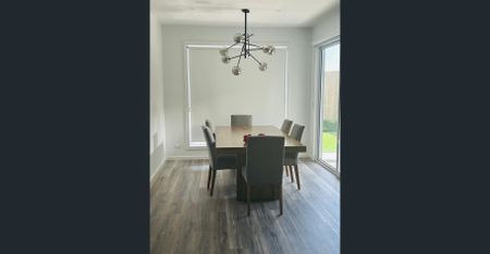 Spacious & Stylish Family Living! - Photo 5