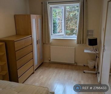 1 bedroom in a house share to rent - Photo 6