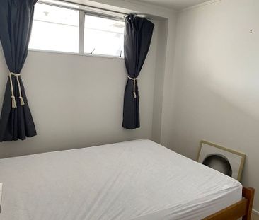 Seaviews and Sunshine - Photo 4