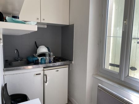 Location Appartement 1 pièce 36m² CASTELNAUDARY 11400 - Photo 5