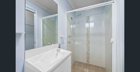 3 BEDROOM HOME - CENTRALLY LOCATED - Photo 4