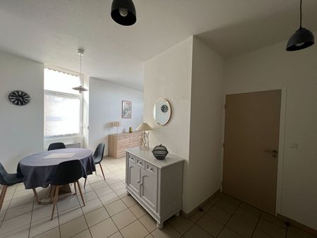 Location Appartement 1 pièce 34m² - Photo 2