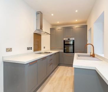 2 bedroom terraced house to rent - Photo 6