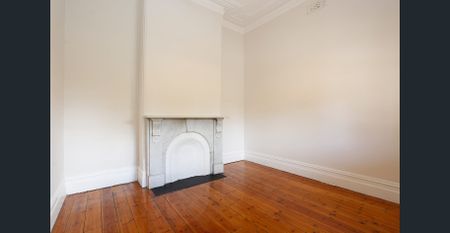 Period prize in the heart of Ascot Vale - Photo 3