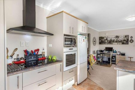 Modern Marton three-bedroom home - Photo 5