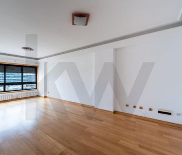 LISBOA, Lisbon - Photo 3