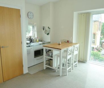 1 bedroom flat to rent - Photo 1