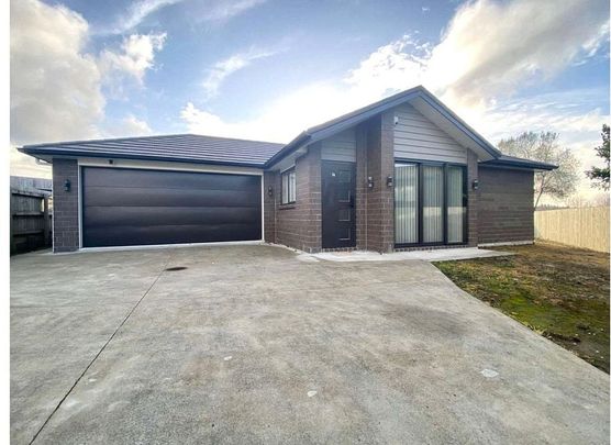 4 Bedrooms House For Rent ( Pukekohe) - Photo 1