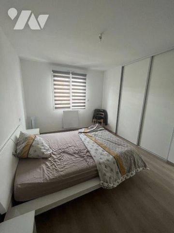 A LOUER - MAEN ROCH - MAISON 77m² Disponible immédiatement à la location, cette maison de loti... - Photo 3