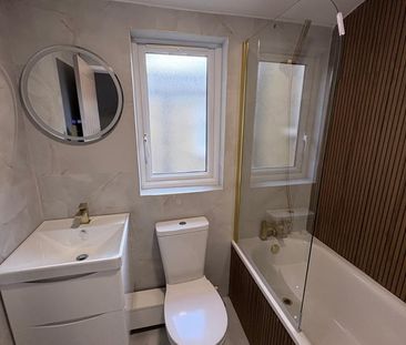 3 Bed Flat, Poplar Road, SE24 - Photo 5