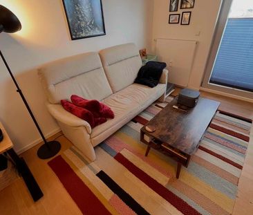 Bright Top-Floor Altbau Flat in Moabit – Fully Furnished - Foto 1