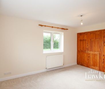 2 bedroom barn conversion to rent - Photo 4