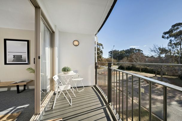 North Facing 2 Bedroom Apartment - Photo 1