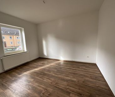 Renovierte 3-Zimmer Wohnung im Erdgeschoss in Wilhelmshaven-Fedderwardergroden - Foto 4