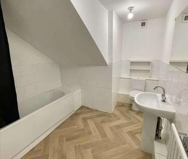 Beach Road, South Shields, NE33 - Photo 2