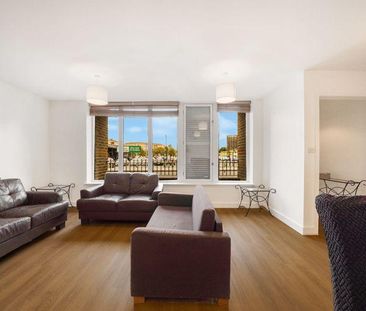 3 bedroom apartment to rent - Photo 3