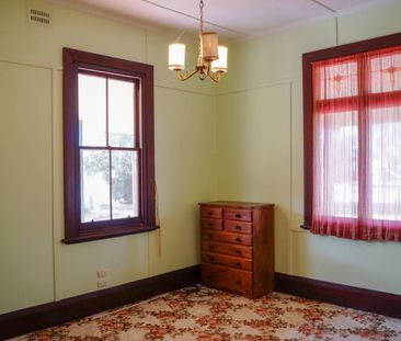 Stunning Home, Fully furnished- Natimuk - Photo 3