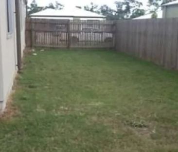 FULLY FENCED, 3 BEDROOM UNIT IN DEERAGUN - Photo 5