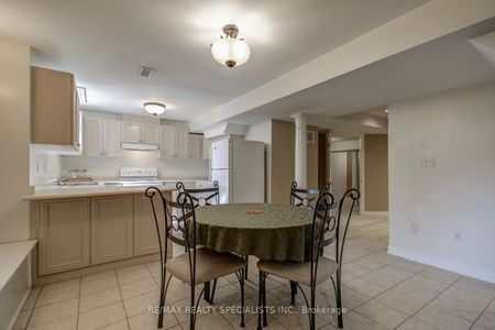 For Lease - 3268 Topeka Drive Unit# Lower, Mississauga, Ontario - Photo 5