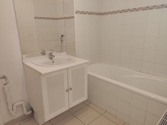 Location Maison 4 pièces 85m² LES PONTS DE CE 49130 - Photo 1