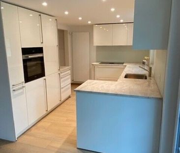 Wonderful 4 1/2-room duplex apartment with garden seating area - Foto 4