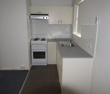 Tidy one bedroom! - Photo 2