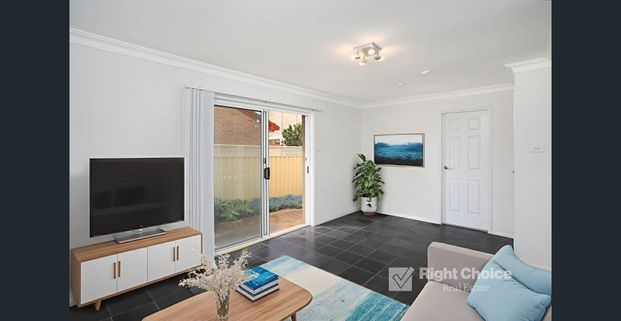 Seaside Location with 3-Car Garage - Photo 1