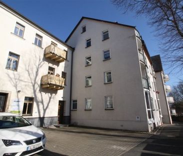 4-Zimmerwohnung mit Balkon und Wintergarten in guter Zentrumslage! - Foto 1