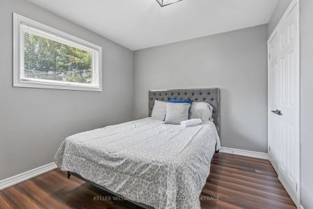 Detached Home For Lease | E9303263 - Photo 5