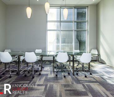 Condo in Downtown Vancouver, BC - Photo 1