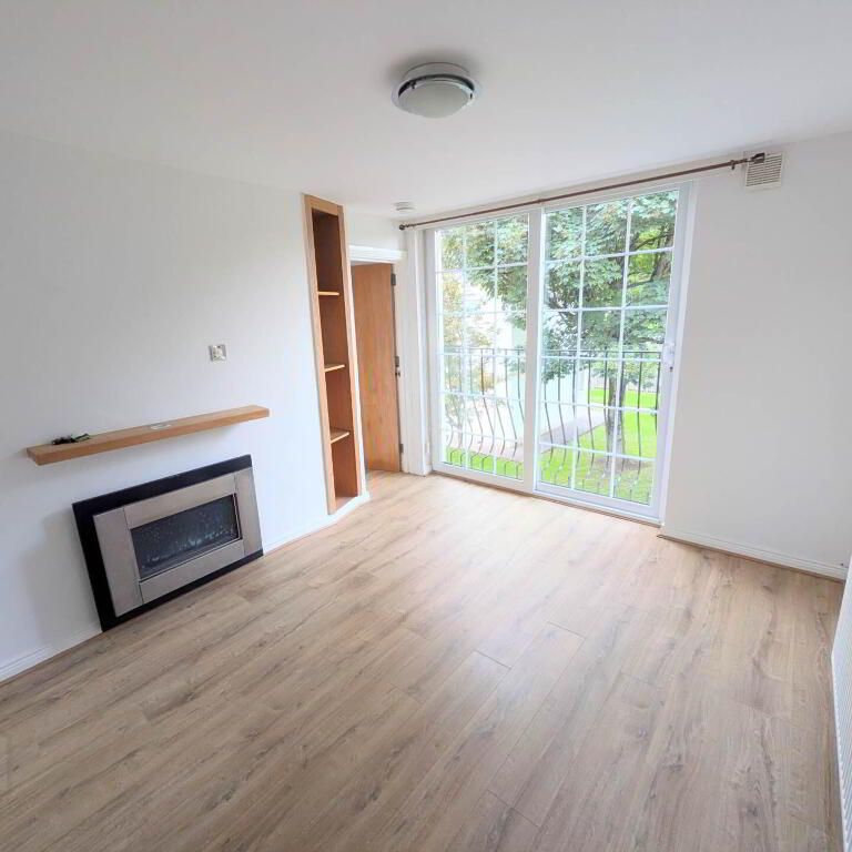 14f Lesley Heights, Glassillan Grove, Greenisland, Carrickfergus, BT38 8TB - Photo 1